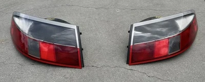 🚗 Б/у оригинальные корпуса задних фонарей Porsche 996 (пара — слева и справа) - Изображение 1 из 4