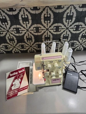 Máquina de coser Baby Lock BL 5380E completa con pedal/instrucciones/estuche sin probar Foto 1 de 4