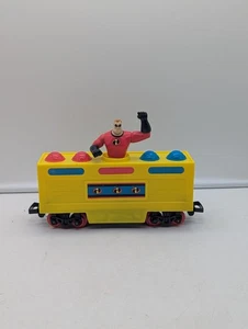 Planet Toy Disney Pixar Train Car The Incredibles Mr. Incredible Replacement - Picture 1 of 14
