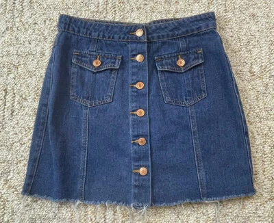 Minifalda de mezclilla azul con dobladillo crudo Forever 21 para mujer talla mediana (cintura 27") Foto 1 de 4