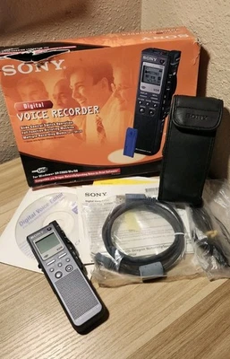 Sony Memory Stick 32 MB Digital Voice Recorder ICD-BM1A (Read) - Image 1 of 4