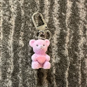 Fuzzy Teddy Bear Bag Charm Lilac Pink Flocked Clip Dangle Backpack Heart Charms - Picture 1 of 9