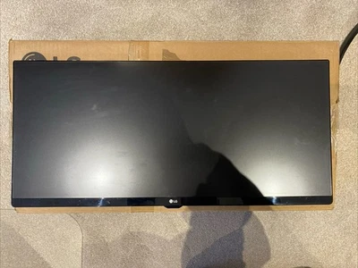 LG 25UM58 25-inch 1080P Ultrawide IPS Monitor With Clamp Mount Arm - Image 1 of 4