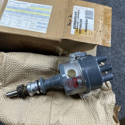 Genuine NOS 0984632 OMC Cobra Ford 2.3L Stern Drive Distributor Mallory YS621CV - Image 1 of 4