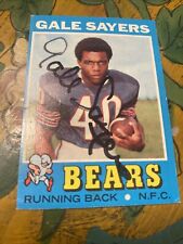 Gale Sayers Signed 1971 Topps Football Card Chicago Bears HOF auto autograph