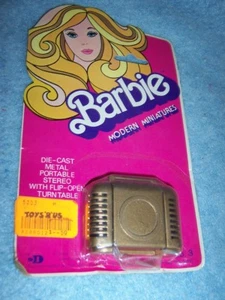 Barbie Modern Miniatures 1976 n.3 - Stereo portatile in metallo pressofuso - Foto 1 di 3
