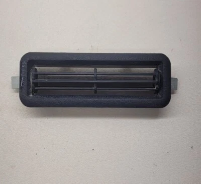 GENUINO OEM 1995-1998 CHEVROLET/GMC SUBURBAN VENTILACIÓN TECHO TRASERO Azul marino oscuro Foto 1 de 2