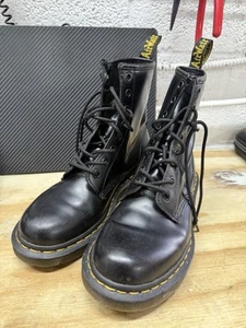 Botas de Combate Mujer Dr. Doc Martens 1460 W AirWair Cuero Negro Talla 7 - ¡LEER! - Imagen 1 de 9