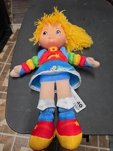 Modellino bambola Rainbow Brite 40th Anniversary 12” FILATI CAPELLI, TLS giocattolo da collezione - Foto 1 di 5