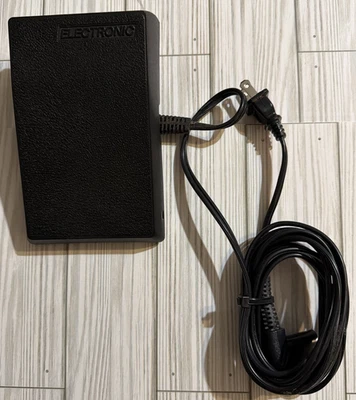 Singer Foot Pedal for Electric Sewing Machine CR 606 Part# 362095-001 FREE-SHIP - Image 1 of 4