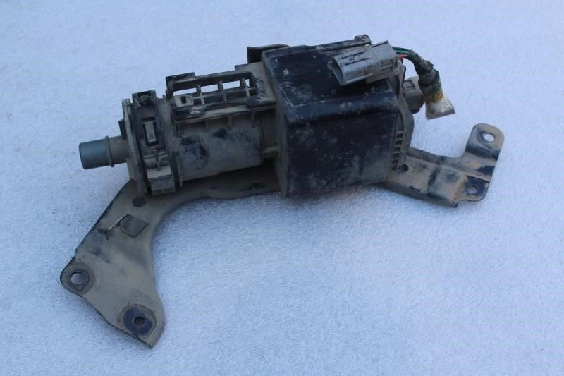 2015 2016 2017 2018 2019 2020 SUBARU IMPREZA WRX НАСОС ОБНАРУЖЕНИЯ УТЕЧЕК 20825AA00A - Изображение 1 из 4