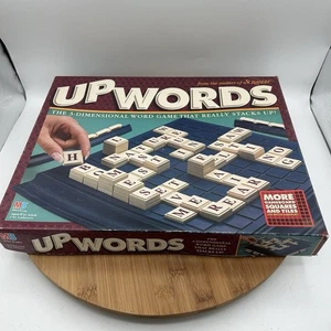 1997 Milton Bradley UPWORDS 3-Dimensionales Wortspiel vollständig - Bild 1 von 8