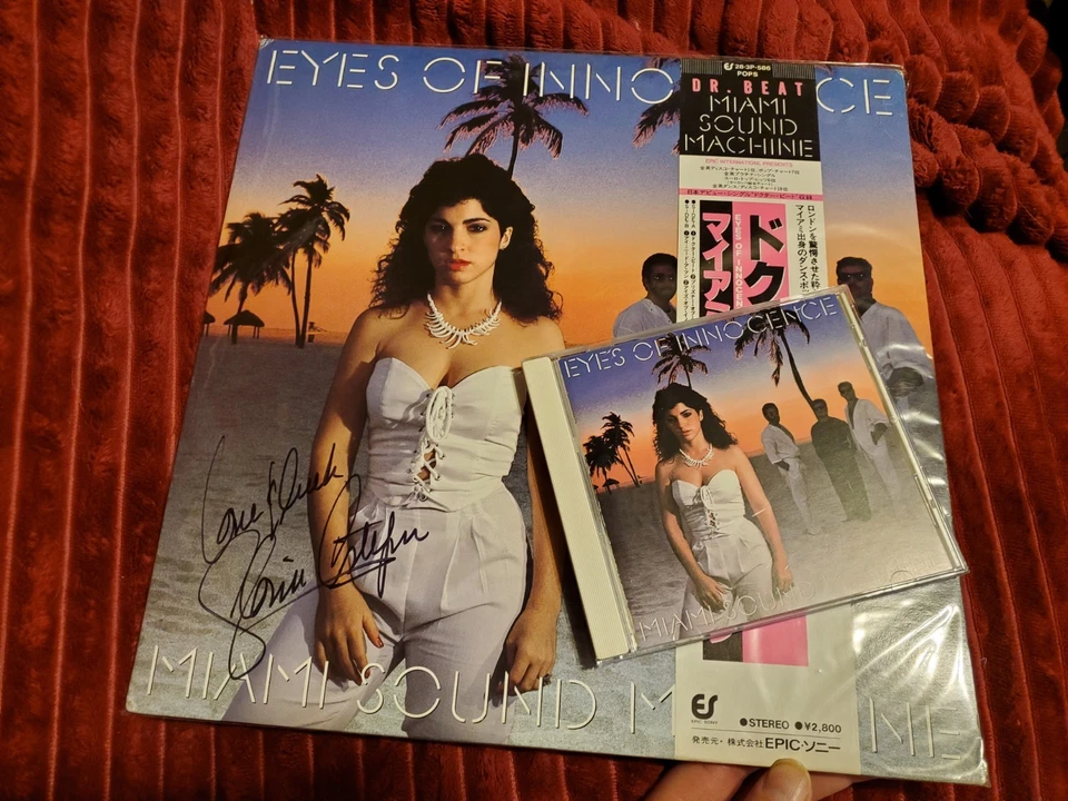 Gloria Estefan & Miami Sound Machine.  Eyes Of Innocence. Signed Vinyl Record CD - Image 1 of 1