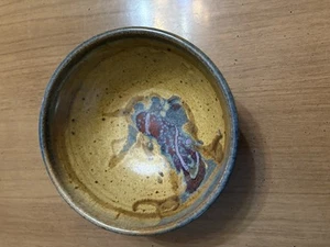 Ciotola ceramica Le Sueur #2 firmata marrone blu vortice vintage - Foto 1 di 8