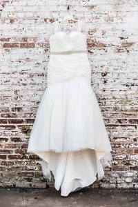 Mori Lee By Madeline Gardner Wedding Dress w/ Train Size 18 Off White Beautiful - Picture 1 of 10
