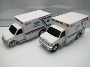 Ertl 1:64 Scale? / Ford E350 Ambulance - Plastic Body - Unboxed Models x2
