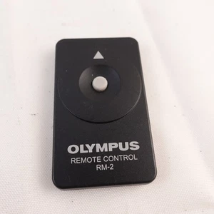Olympus RM-2 Black Wireless Shutter Release Remote Control For Digital Cameras - Picture 1 of 2