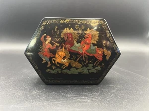 VTG Russian Lacquer Handpainted Box Mstera “the Little Humpbacked Horse” Signed - Picture 1 of 8
