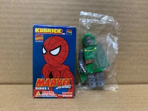 Medicom Marvel Superhero Kubrick Series 1 S1 Secret "Dr. Doom" - Picture 1 of 1