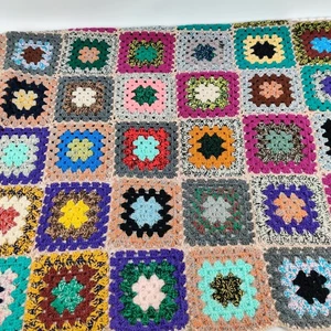 Vintage Häkeldecke Tischdecke Wolle Handarbeit, quadratisch Patchwork 130x130cm - Bild 1 von 19