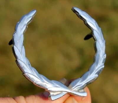 CADILLAC ROOF WREATH W/ PINS 1976-1985 ELDORADO 1980-1992 RWD FLEETWOOD BROUGHAM - Image 1 of 4