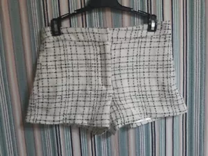 Forever 21 Terry Shorts-SM-White/Black-Has Inner Lining-VERY NICE‼GREAT CONDITIO - Picture 1 of 10
