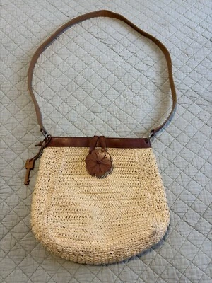 FOSSIL HANDBAG Crossbody Purse Hibiscus Wooden Clasp Beach Vibe Boho - Image 1 of 4