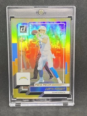 Justin Herbert RARO REFRACTOR ORO TARJETA DE INVERSIÓN SSP PANINI CARGADORES COMO NUEVO Foto 1 de 2
