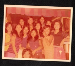 Vintage Antique Photograph Large Group of Young Women - Picture 1 of 1