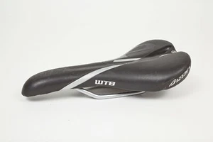 WTB Volt Breezer Mountain Bike Saddle Steel rails 132x260mm 286gr Blk/Sil BZ2 - Picture 1 of 3