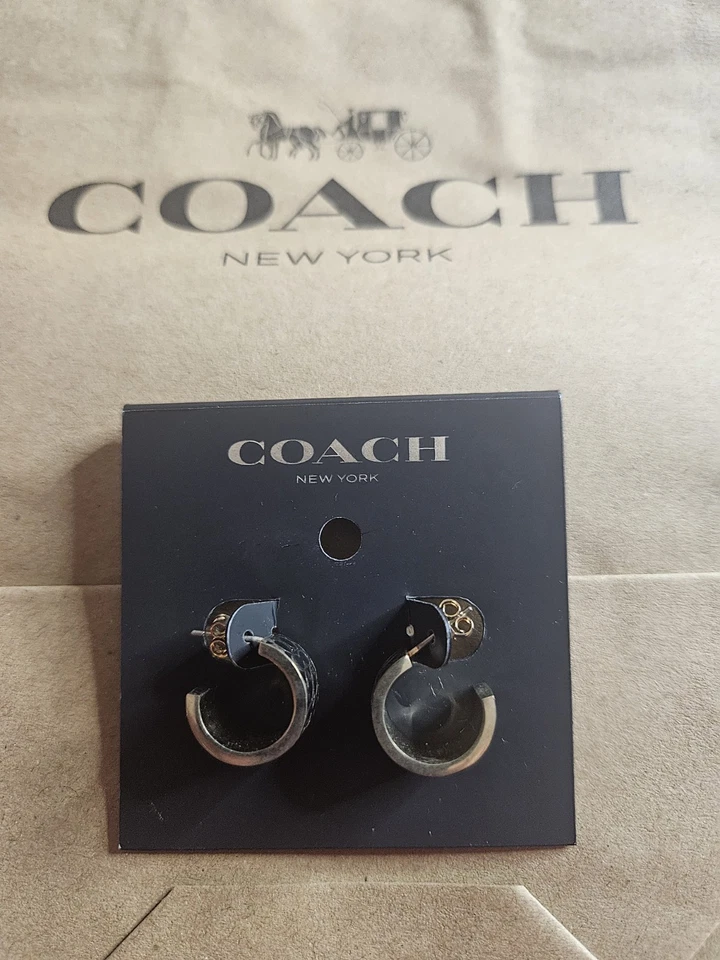 🩷Coach Signature Enamel Huggie Earrings - C7770 Gold-Black -