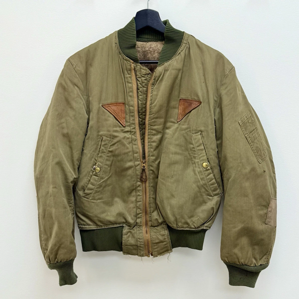 B 15 Flight Jacket In Original Ww2 Collectible Us Uniforms for