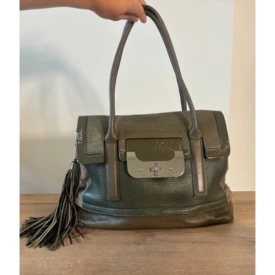 Bolso de hombro DVF Diane Von Furstenberg Harper Laurel cuero verde oliva gamuza  Foto 1 de 4