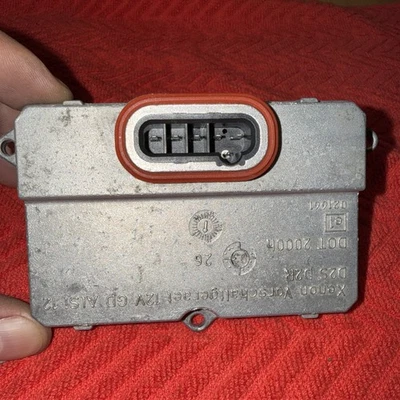 OEM | 2004 - 2005 BMW 525i 530i 545i X5 HID módulo de lastre de faros de xenón Foto 1 de 4