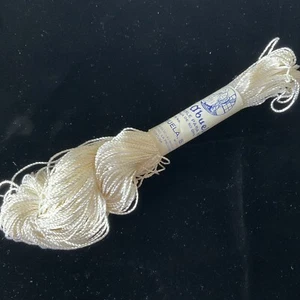 La Abuela Rayon Thread 1 Skein White Twisted Thread Sela Perle Para Bordar New - Picture 1 of 5