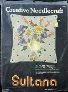 Vtg Sultana BOUQUET Crewel Embroidery Daisies dots Pillow Kit 1221 SEALED - Picture 1 of 9