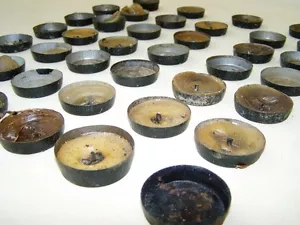 40 Old Bunker Lights Tealights WWII Wehrmacht, Bombing Terror Dresden 13th Feb. - Picture 1 of 1
