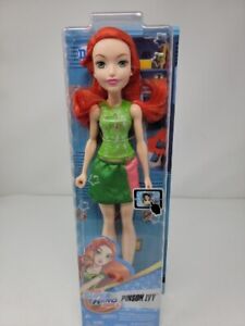 DC Super Hero Girls 12 inch POISON IVY  FWC99 Green and Pink outfit NEW 2017