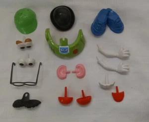 Lot Of 16 Pieces Mr Potato Head Replacement Parts Different Sets VG Used - Picture 1 of 4