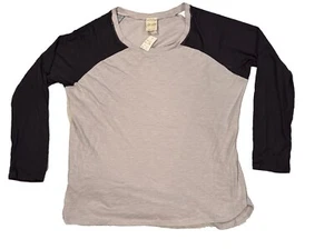 Freeloader Womens S Light Gray And Dark Shirt Crew Neck Long Sleeve Size L New - Picture 1 of 8