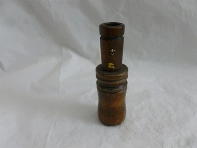 Vintage 4 Inch Wood Faulk’s Predator Call  Lot O-301 - Image 1 of 4