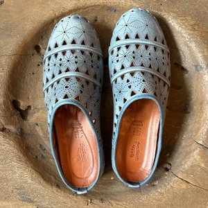 Spring Step Fusilade Women's (38) 7.5-8 Blue Soft Leather Cut-out Detailing - Picture 1 of 8