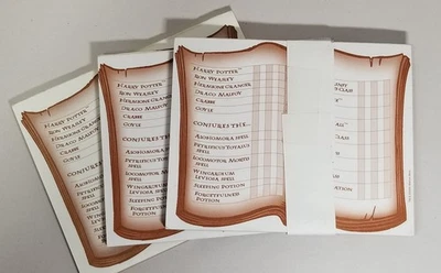 Juego de 3 almohadillas de lista de verificación de juegos Harry Potter Mystery at Hogwarts Foto 1 de 4