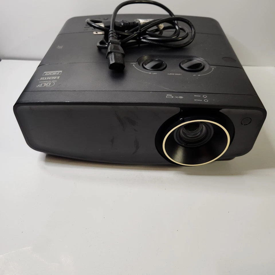JVC LX-UH1B HDR 4K HDMI DLP Projector EXCELLENT CONDITION! - Image 1 of 4