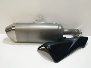 Silenciador de escape + protector/escudo 14310-15J00-H01 original original Suzuki GSXR 750 11-19 - Imagen 1 de 10