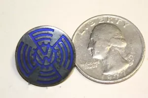 VINTAGE VW VOLKSWAGON PIN 1940S? AUTOBAHN GERMAN GERMANY CARS AUTOMOBILES BADGE - Picture 1 of 1