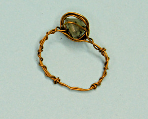 Crude wire wrapped ring w/green stone