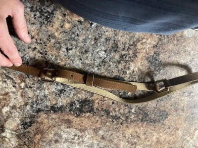 Cinturón de cuero ajustado Ann Taylor $39,50 color 7114 marrón M/L 1/2 pulgada Foto 1 de 4