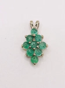 14k White Gold Emerald Cabochon Pendant - Picture 1 of 4
