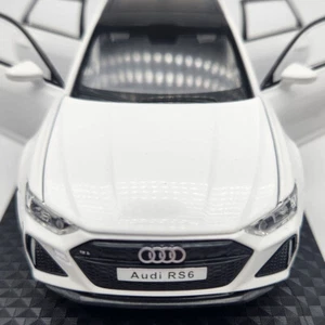Audi RS6 2010 SUV - modelo diecast 1:32 - blanco - Imagen 1 de 8